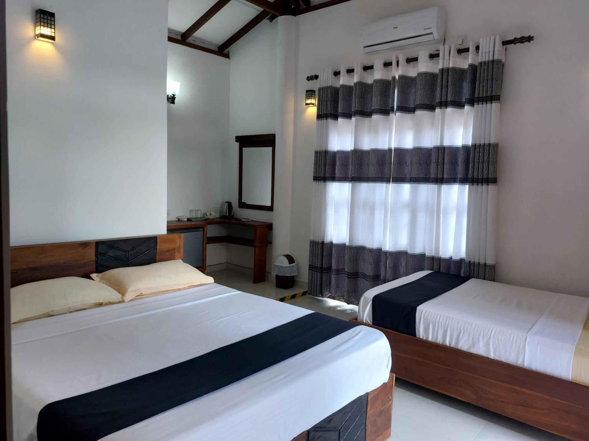 Green Shield Resort Anuradhapura Eksteriør billede