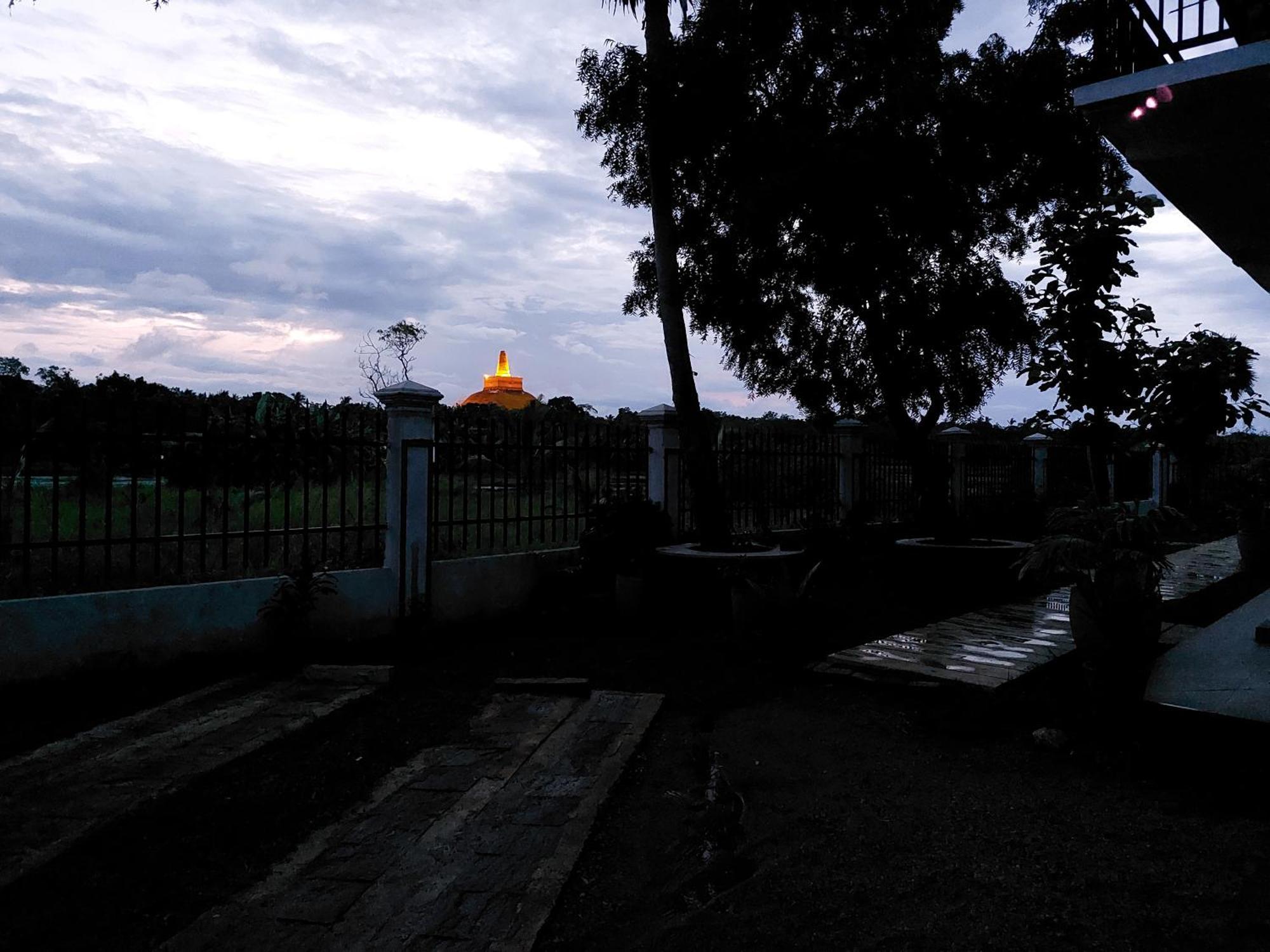 Green Shield Resort Anuradhapura Eksteriør billede