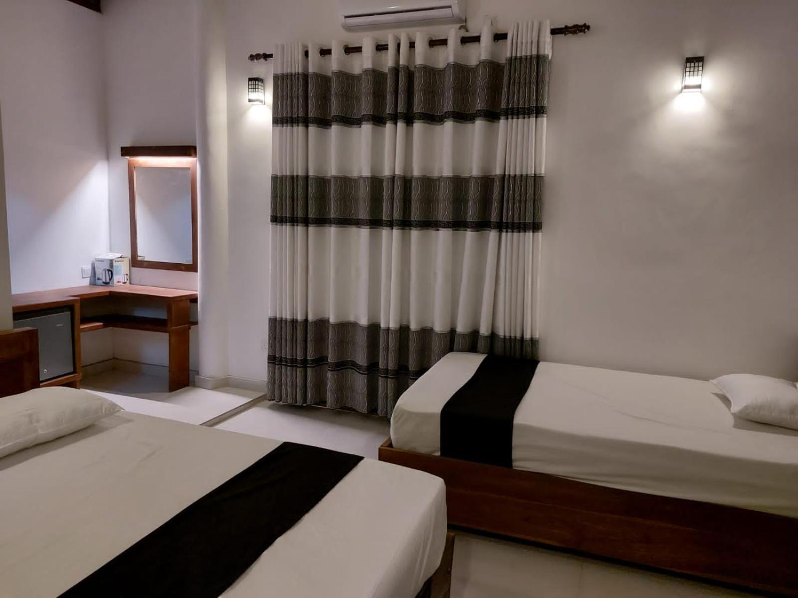Green Shield Resort Anuradhapura Værelse billede