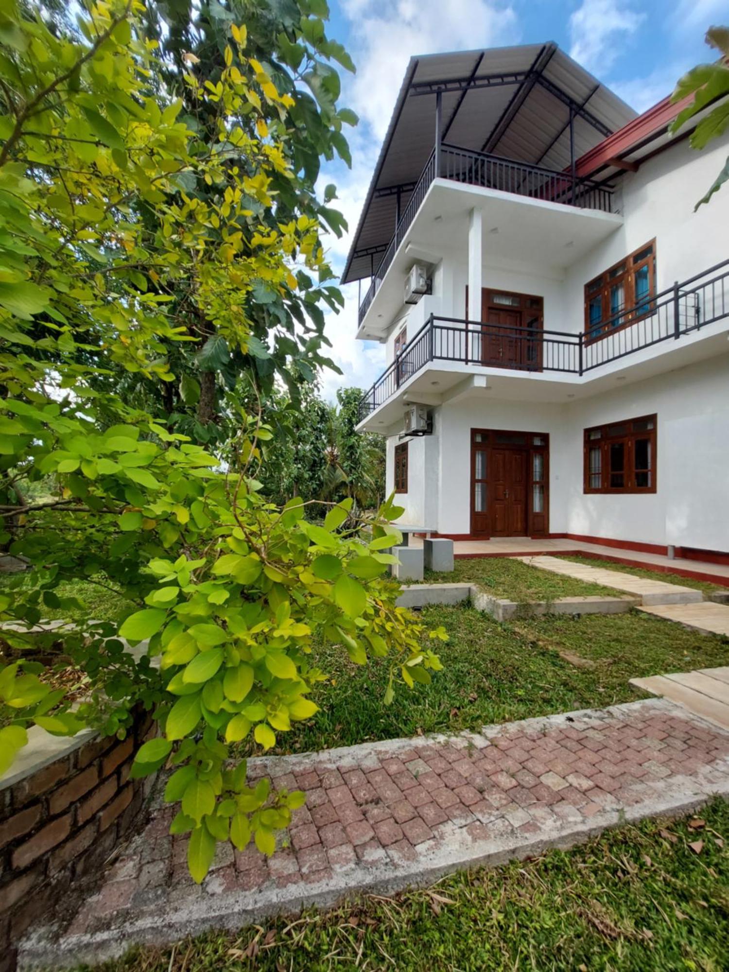 Green Shield Resort Anuradhapura Eksteriør billede